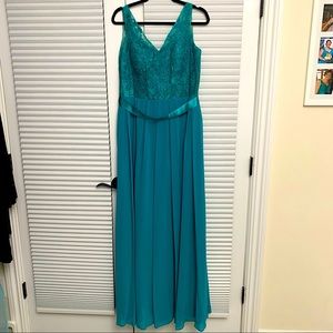 Da Vinci Teal Bridesmaid Dress